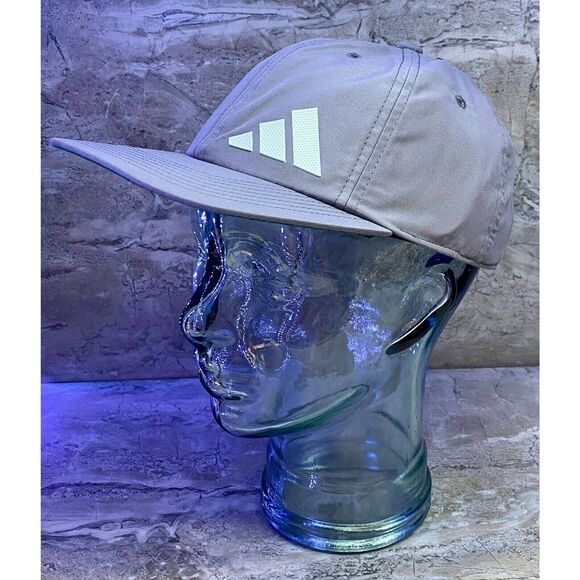 adidas Men's OSFA Trace Grey Linen Green AeroReady 3-Bar Offset Snapback Hat - Picture 5 of 10